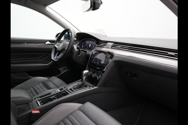 Volkswagen Passat Variant 1.4 TSI PHEV GTE Business 218pk Dealer O.H. | Trekhaak Af Fabriek | Panodak | Head Up | Adaptive Cruise | 360 Camera | Dynaudio | Lederen Sportstoelen Memory & Massage | IQ Light | Stoelen & Stuur Verwarmd | Blis | Keyless | Apple Carplay | Plug In Hybrid |
