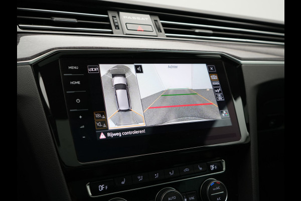 Volkswagen Passat Variant 1.4 TSI PHEV GTE Business 218pk Dealer O.H. | Trekhaak Af Fabriek | Panodak | Head Up | Adaptive Cruise | 360 Camera | Dynaudio | Lederen Sportstoelen Memory & Massage | IQ Light | Stoelen & Stuur Verwarmd | Blis | Keyless | Apple Carplay | Plug In Hybrid |
