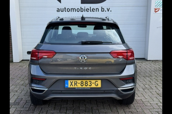 Volkswagen T-Roc 1.0 TSI Style - Trekhaak - CarPlay - LED - Originele Nederlandse auto met NAP - Cruise - Camera