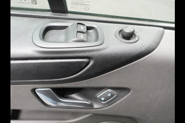 Ford Transit Custom 300 2.0 TDCI L2H1 Trend Dubbele Cabine Airco Bluetooth Navigatie Trekhaak