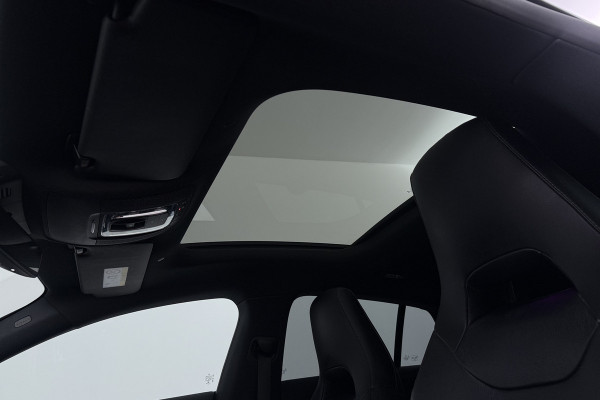 Mercedes-Benz CLA-Klasse Shooting Brake 200 Premium Plus (PANORAMADAK, SFEERVERLICHTING, HEAD-UP, CAMERA, ELEKT. STOELEN)