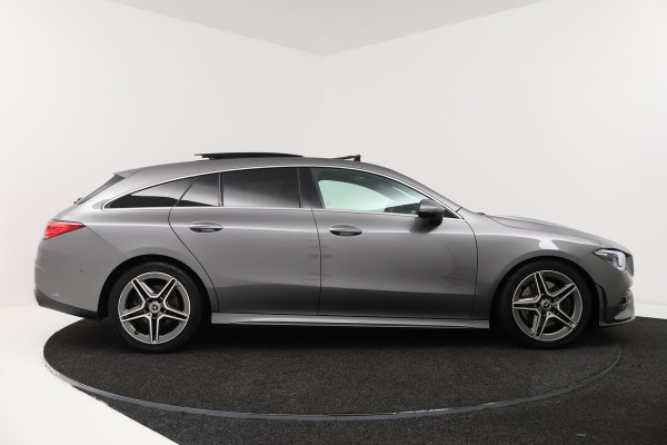 Mercedes-Benz CLA-Klasse Shooting Brake 200 Premium Plus (PANORAMADAK, SFEERVERLICHTING, HEAD-UP, CAMERA, ELEKT. STOELEN)