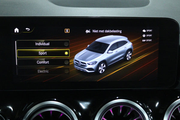 Mercedes-Benz GLA 250 e AMG Line (SFEERVERLICHTING, CAMERA, STOELVERWARMING, LED, 1e EIGENAAR)