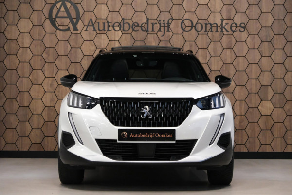 Peugeot 2008 1.2 PureTech GT *PANORAMADAK/STOELVERWARMING* Afn. Trekhaak/Apple Carplay/Navi/Camera VOL