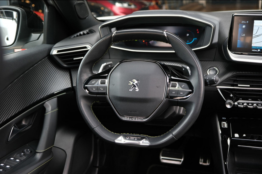 Peugeot 2008 1.2 PureTech GT *PANORAMADAK/STOELVERWARMING* Afn. Trekhaak/Apple Carplay/Navi/Camera VOL