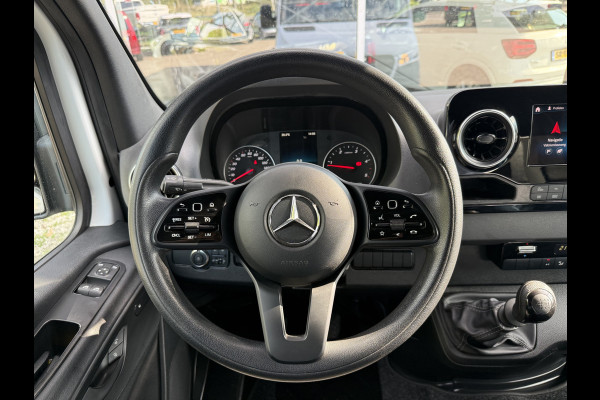Mercedes-Benz Sprinter 317 1.9 CDI RWD Bakwagen met laadklep | MBUX 10 | Navi | Carplay | Camera | Stoelverw. | Cruisec.