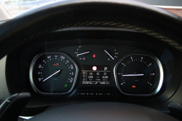 Peugeot Expert 2.0 BlueHDI 180PK Automaat Standard Sport / Camera / Trekhaak
