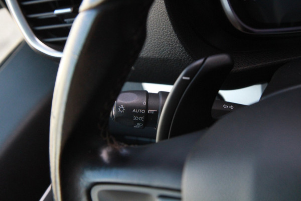 Peugeot Expert 2.0 BlueHDI 180PK Automaat Standard Sport / Camera / Trekhaak