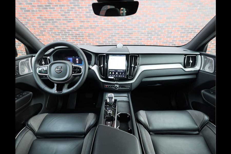 Volvo XC60 T8 AWD Polestar Engineered | Pano - Bowers & Wilkins - HUD