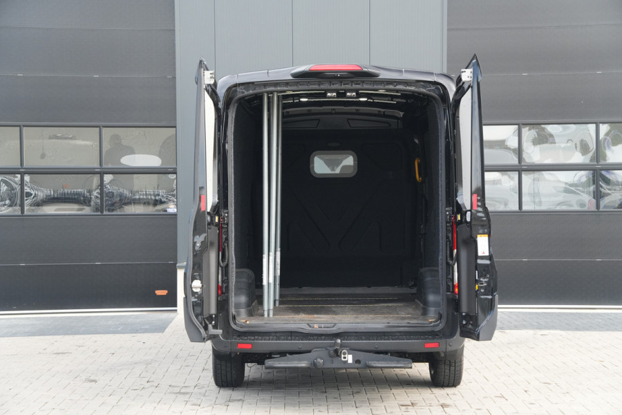 Ford Transit 350 2.0 TDCI L2H2 Trend 130pk - ACC - Blindspot - Camera - Trekhaak - Opstap - Rijklaar
