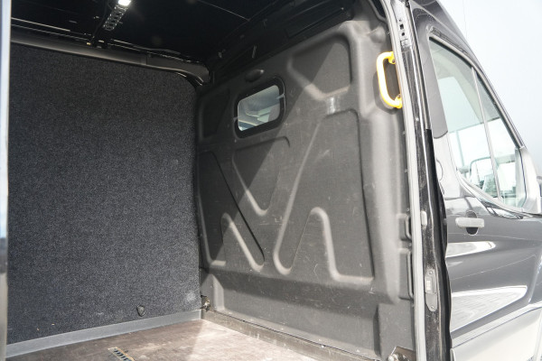 Ford Transit 350 2.0 TDCI L2H2 Trend 130pk - ACC - Blindspot - Camera - Trekhaak - Opstap - Rijklaar