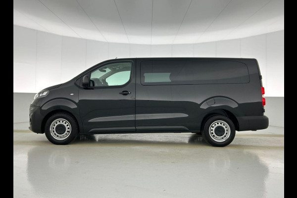 Opel Vivaro 145pk Automaat L3H1 Dubbele cabine Navigatie Camera Trekhaak Apple carplay Parkeersensoren Cruise control