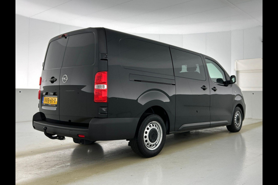 Opel Vivaro 145pk Automaat L3H1 Dubbele cabine Navigatie Camera Trekhaak Apple carplay Parkeersensoren Cruise control