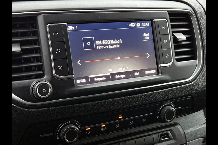 Opel Vivaro 145pk Automaat L3H1 Dubbele cabine Navigatie Camera Trekhaak Apple carplay Parkeersensoren Cruise control