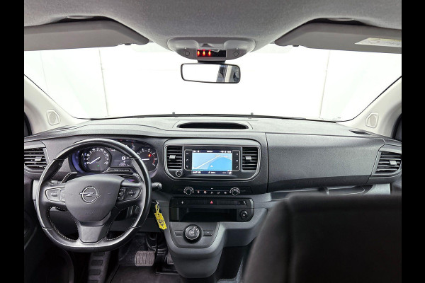 Opel Vivaro 145pk Automaat L3H1 Dubbele cabine Navigatie Camera Trekhaak Apple carplay Parkeersensoren Cruise control