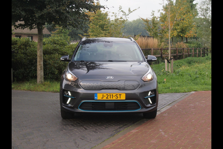 Kia e-Niro DynamicLine 64 kWh | SOH 100% | Fase 3 | Camera | Trekhaak | Apple Carplay | Dealeronderhouden |