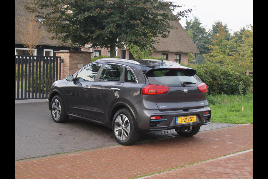 Kia e-Niro DynamicLine 64 kWh | SOH 100% | Fase 3 | Camera | Trekhaak | Apple Carplay | Dealeronderhouden |