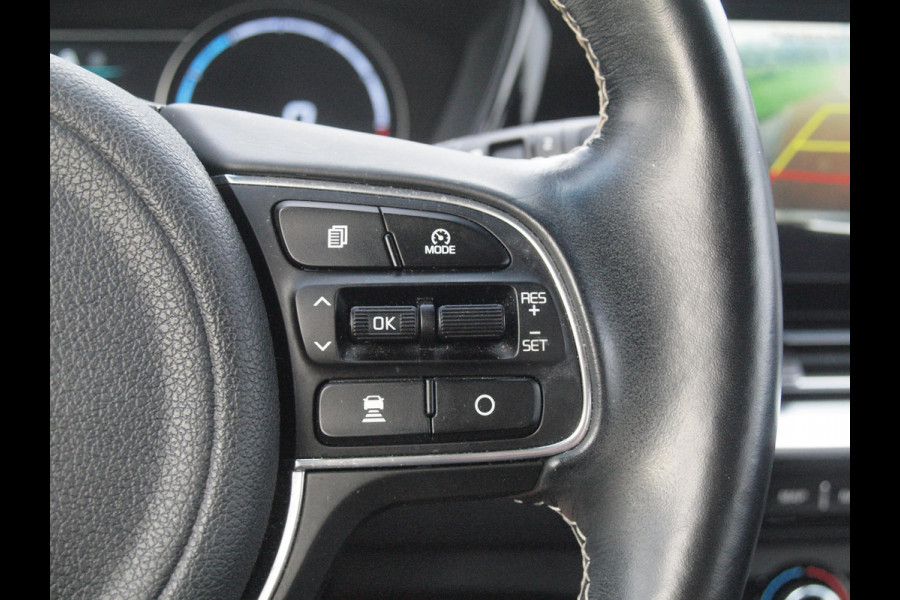Kia e-Niro DynamicLine 64 kWh | SOH 100% | Fase 3 | Camera | Trekhaak | Apple Carplay | Dealeronderhouden |