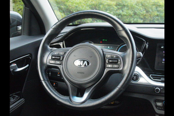 Kia e-Niro DynamicLine 64 kWh | SOH 100% | Fase 3 | Camera | Trekhaak | Apple Carplay | Dealeronderhouden |
