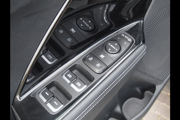 Kia e-Niro DynamicLine 64 kWh | SOH 100% | Fase 3 | Camera | Trekhaak | Apple Carplay | Dealeronderhouden |