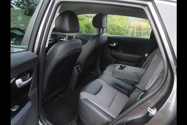Kia e-Niro DynamicLine 64 kWh | SOH 100% | Fase 3 | Camera | Trekhaak | Apple Carplay | Dealeronderhouden |