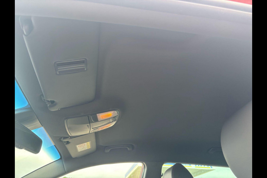 Hyundai Tucson 1.6 GDi N-line 132 PK | Stoelverwarming | Navigatie | Cruise Controle | Stuurwielverwarming | 18 inch lichtmetalen velgen | Alcantara