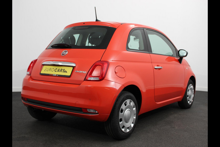 Fiat 500 1.0 Hybrid Vita Comfort Navigatie Apple Carplay/Android Auto Parkeer sensoren Cruise Control Airco