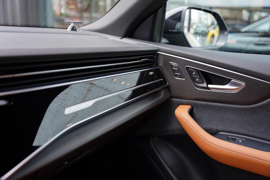 Audi RSQ8 4.0 TFSI Quattro Keramische Remmen / Leder Terracotta