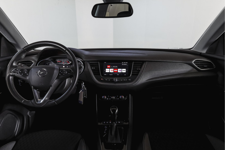 Opel Grandland X 1.2 Turbo 130 PK Innovation - Automaat Org. NL. | Afn. Trekhaak | Cruise | PDC | Camera | NAV + App. Connect | ECC | LED | LM 18" |