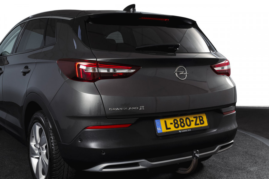 Opel Grandland X 1.2 Turbo 130 PK Innovation - Automaat Org. NL. | Afn. Trekhaak | Cruise | PDC | Camera | NAV + App. Connect | ECC | LED | LM 18" |