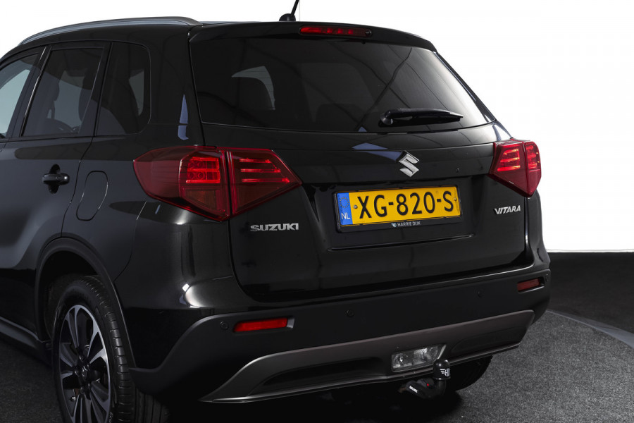 Suzuki Vitara 1.4 Boosterjet 140 PK Stijl Org. NL. | Afn. Trekhaak | Adapt. Cruise | Stoelverw. | PDC | Camera | NAV + App. Connect  | ECC | LM 17" |