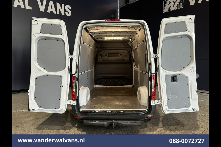 Mercedes-Benz Sprinter 211 CDI 115pk L2H2 Euro6 Airco | Camera | Trekhaak | Bijrijdersbank Bluetooth Telefoonvoorbereiding