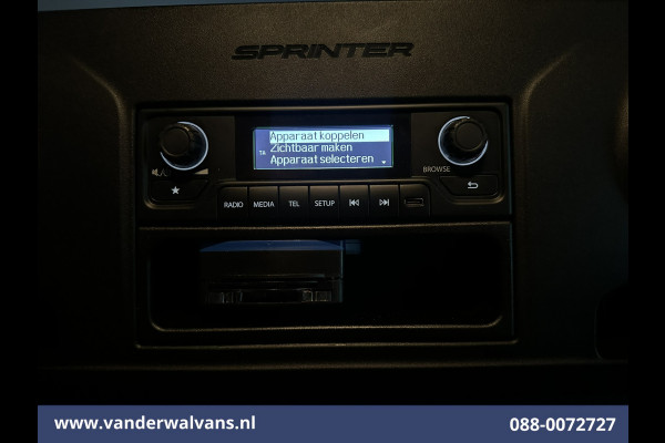 Mercedes-Benz Sprinter 211 CDI 115pk L2H2 Euro6 Airco | Camera | Trekhaak | Bijrijdersbank Bluetooth Telefoonvoorbereiding