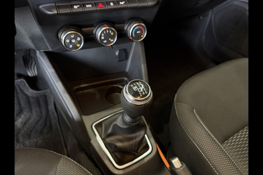 Dacia Duster 1.2 TCe Comfort Airco | Schuifdak | Cruise control | PDC | 17" | NAP | Volledig keurig netjes onderhouden!