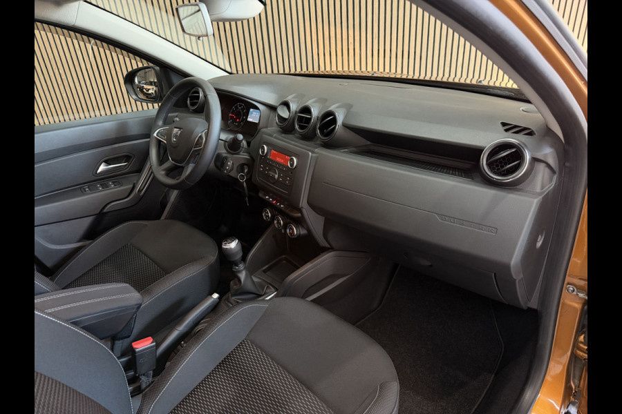 Dacia Duster 1.2 TCe Comfort Airco | Schuifdak | Cruise control | PDC | 17" | NAP | Volledig keurig netjes onderhouden!