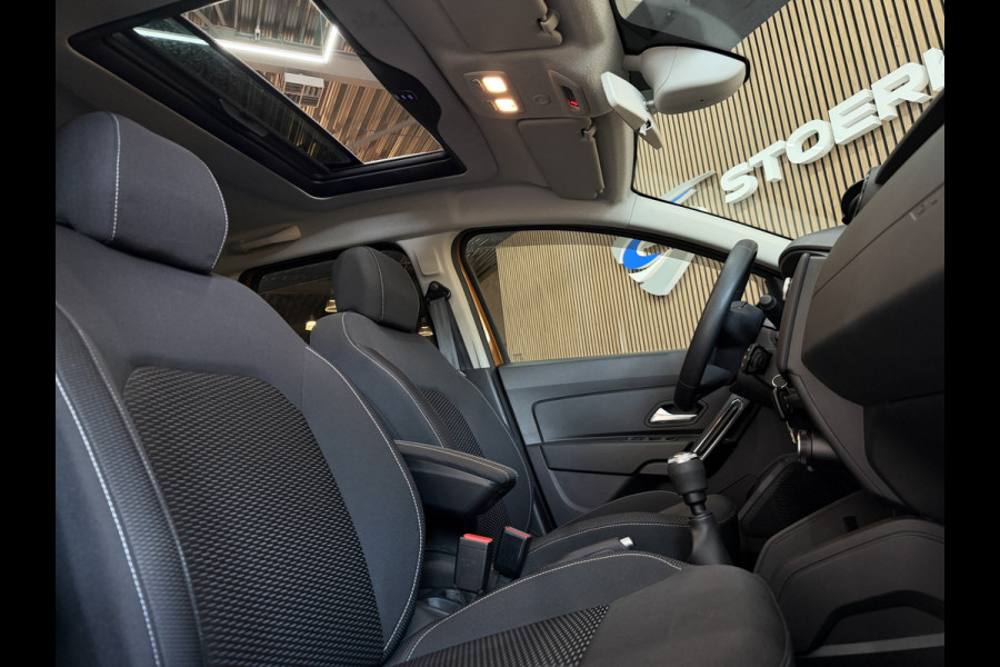 Dacia Duster 1.2 TCe Comfort Airco | Schuifdak | Cruise control | PDC | 17" | NAP | Volledig keurig netjes onderhouden!