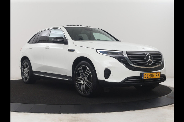Mercedes-Benz EQC 400 4MATIC AMG Line 80 kWh | SOH 95.8% | Panoramadak | Trekhaak | Camera | Sfeerverlichting | Climate control | Half Leder | Stoelverwarming |