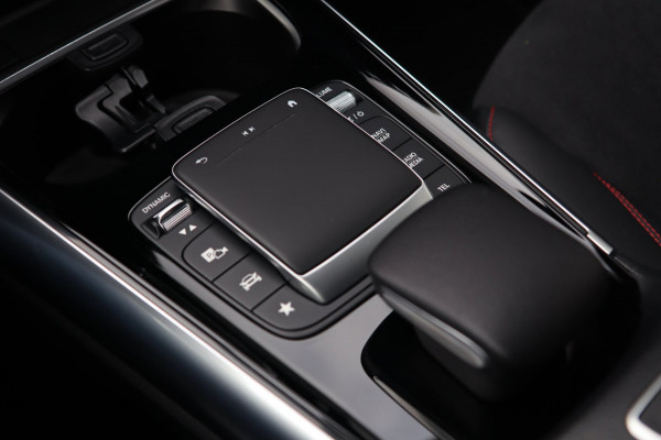 Mercedes-Benz B-Klasse 250 e AMG Line / CAMERA / CARPLAY / WIDESCREEN / ALCANTARA / STOELVERW