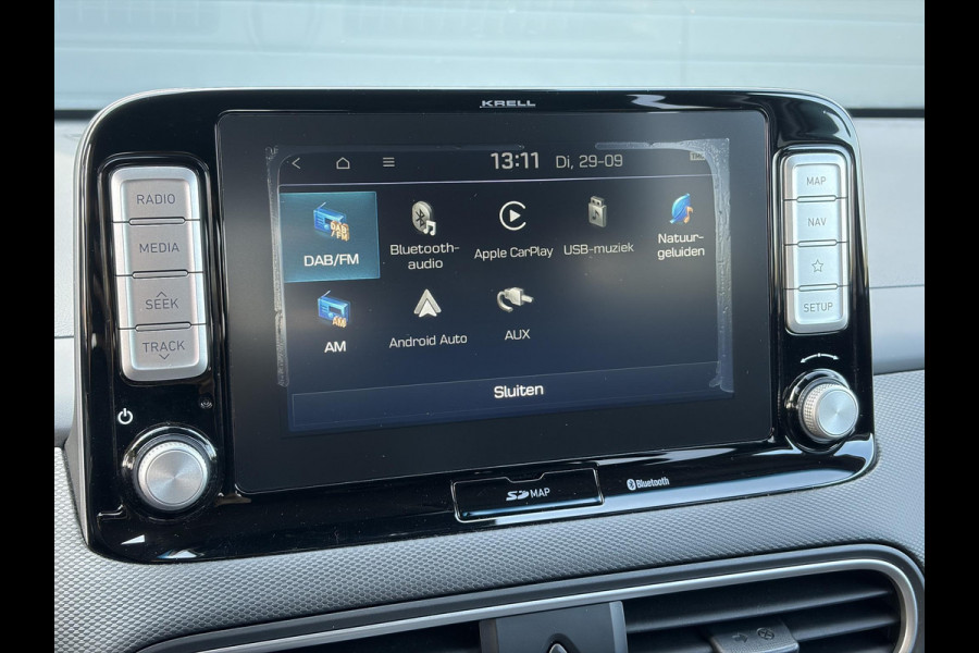 Hyundai Kona EV Premium 64 kWh ✓Soh 93.2 %✓2e Eigenaar✓Carplay✓Camera✓Navi✓Keyless✓Halfleder✓Rijstrooksensor✓Dodehoeksensor✓Pdc V+A✓Lm velgen✓Clima✓Cruise✓204pk✓N.A.P✓Apk tot 09-2027