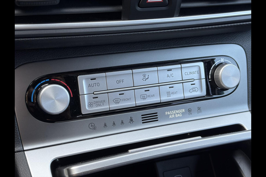 Hyundai Kona EV Premium 64 kWh ✓Soh 93.2 %✓2e Eigenaar✓Carplay✓Camera✓Navi✓Keyless✓Halfleder✓Rijstrooksensor✓Dodehoeksensor✓Pdc V+A✓Lm velgen✓Clima✓Cruise✓204pk✓N.A.P✓Apk tot 09-2027