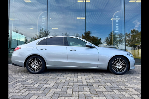 Mercedes-Benz C-Klasse 200 Luxury Line, 1e eigenaar, NAP, CarPlay, Leder, DISTRONIC, 18 inch