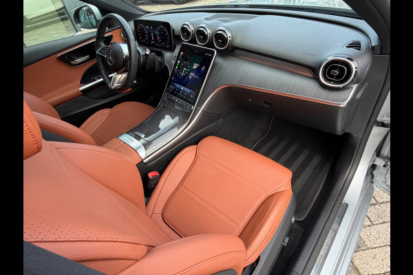 Mercedes-Benz C-Klasse 200 Luxury Line, 1e eigenaar, NAP, CarPlay, Leder, DISTRONIC, 18 inch