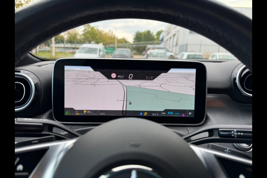 Mercedes-Benz C-Klasse 200 Luxury Line, 1e eigenaar, NAP, CarPlay, Leder, DISTRONIC, 18 inch