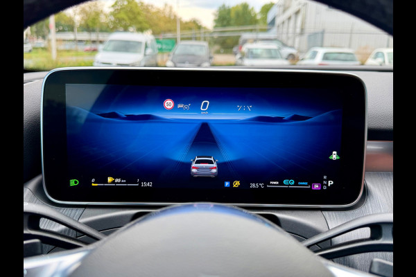 Mercedes-Benz C-Klasse 200 Luxury Line, 1e eigenaar, NAP, CarPlay, Leder, DISTRONIC, 18 inch