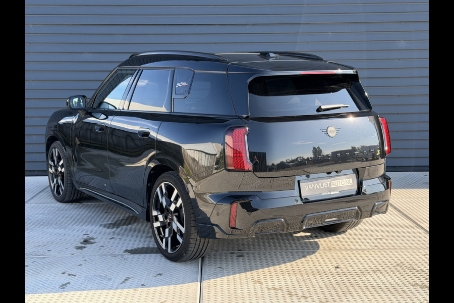 MINI Countryman SE ALL4 John Cooper Works L 66.5 kWh | 360 Camera | Pano / Schuifdak | Head-Up | L- Pakket | HK Audio