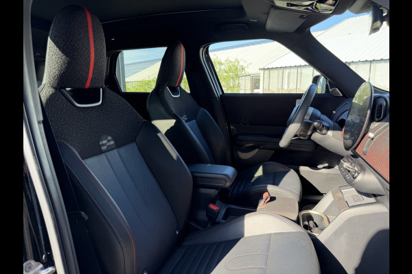 MINI Countryman SE ALL4 John Cooper Works L 66.5 kWh | 360 Camera | Pano / Schuifdak | Head-Up | L- Pakket | HK Audio