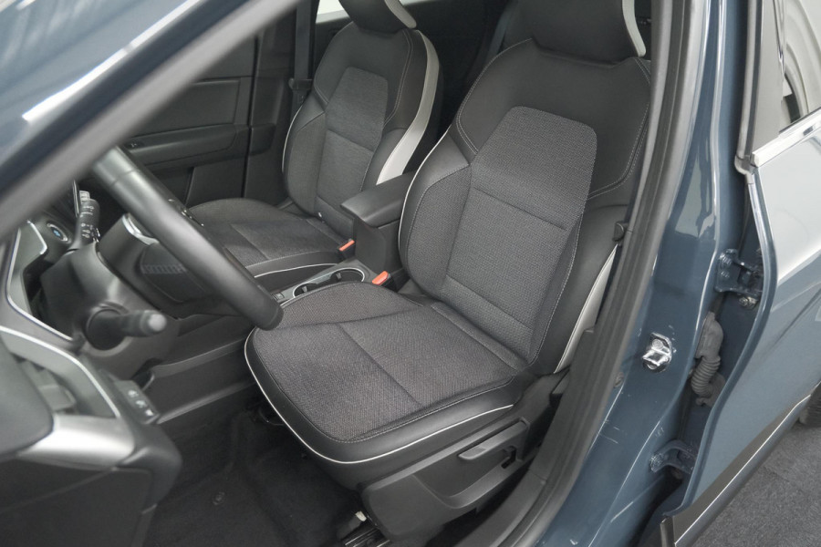 Renault Captur 1.6 E-Tech full hybrid 145 techno | Camera | Navigatie | Parkeersensoren | Apple Carplay