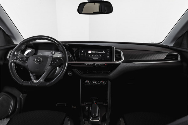 Opel Grandland 1.2 Turbo 130 PK GS Line - Automaat | Cruise | Winterpakket | PDC | Camera | NAV + App. Connect | ECC | DAB | LM 18" |