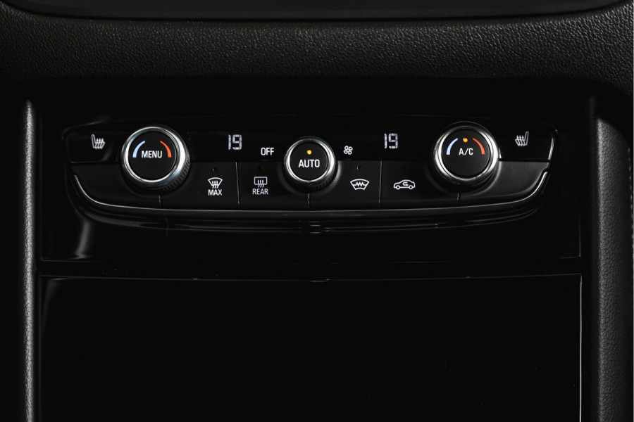 Opel Grandland 1.2 Turbo 130 PK GS Line - Automaat | Cruise | Winterpakket | PDC | Camera | NAV + App. Connect | ECC | DAB | LM 18" |