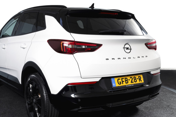 Opel Grandland 1.2 Turbo 130 PK GS Line - Automaat | Cruise | Winterpakket | PDC | Camera | NAV + App. Connect | ECC | DAB | LM 18" |